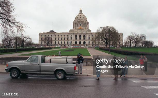 Mark Rohr 23 Milk Bulk Tank Stock Photos, High-Res Pictures, and Images - Getty ...
