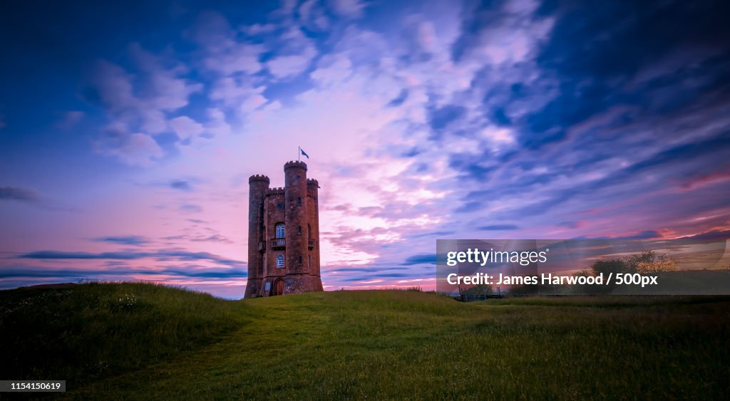 Sunrise - Broadway Tower