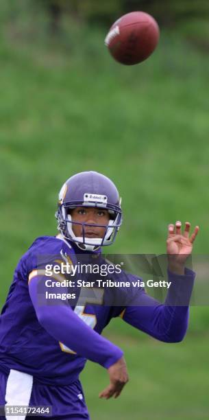 Eden Prairie, MN., Friday, 5/4/2001. Vikings quarterback and former Gopher, Billy Cockerham let go with a pass during practice at Winter Park. The...