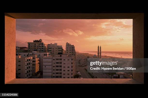 a window to gaza - gaza city fotografías e imágenes de stock
