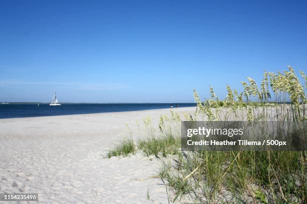white sand - atlantic beach north carolina fotografías e imágenes de stock