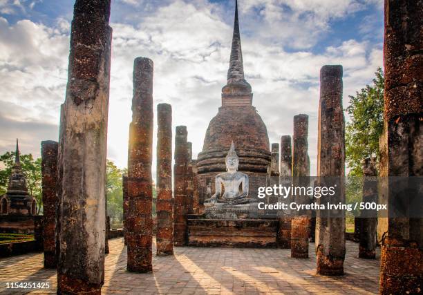 wat sa si - sukhothai foto e immagini stock