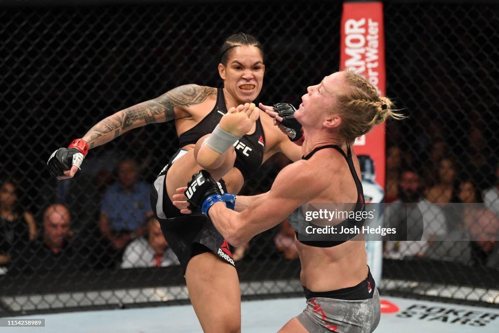 UFC 239: Nunes v Holm