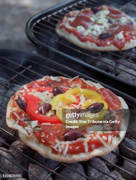 761 Grilled Pizza Photos and Premium High Res - Getty