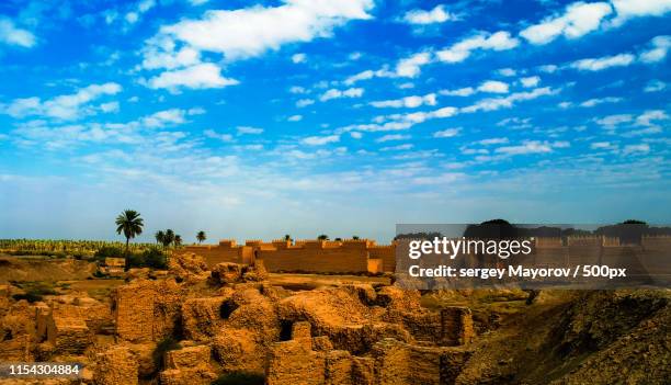 panorama of babylon ruins, hillah, iraq - babil imagens e fotografias de stock