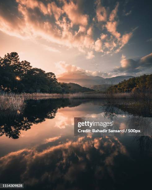 mount olympus - 天空 imagens e fotografias de stock