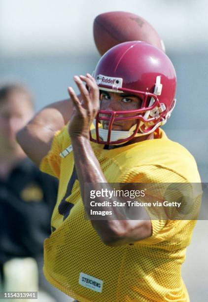 Minneapolis Mn, 8/26/99....Gopher football player Billy Cockerham during practice a the Uof M.