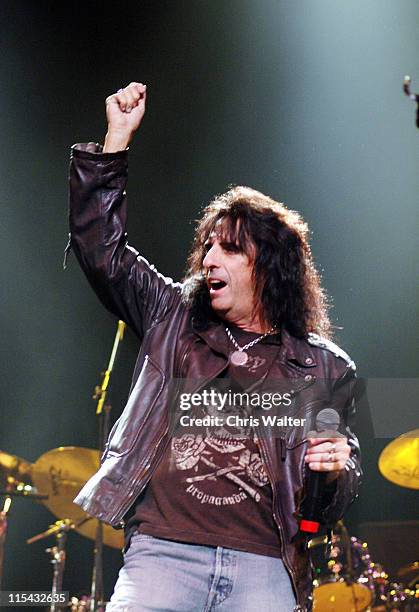 Alice Cooper at Don Felder and friends Rock Cerritos for Katrina