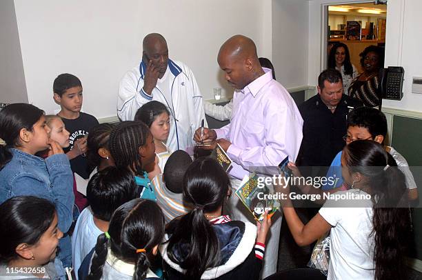 Stephon Marbury at the Brooklyn Public Library to annouce his gift of $10,000 for the F-R-E-E Summer Reading program.