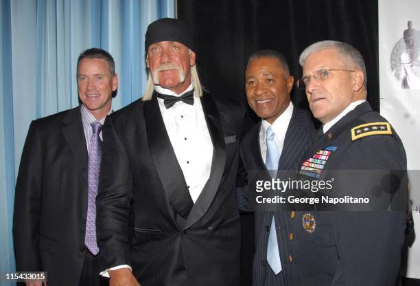 Tom Glavine, Hulk Hogan, Ozie Smith and General George W. Casey Jr.