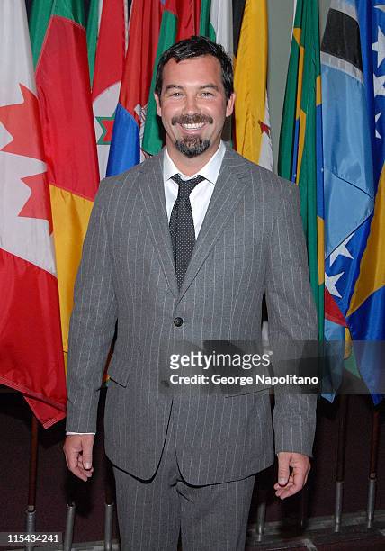 Actor Duncan Sheik arrives at the "Trade " Premiere at The United Nations on September 19, 2007.