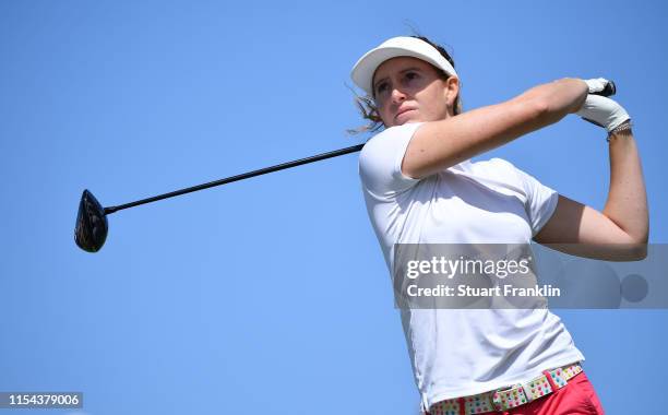 Florentyna Parker of England tees off on the first hole during Day One of the GolfSixes at Oitavos Dunes on June 07, 2019 in Cascais, Portugal.