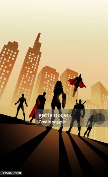 ilustrações, clipart, desenhos animados e ícones de silhueta mulher-conduzida do super-herói da equipe do vetor na cidade - vista inclinada