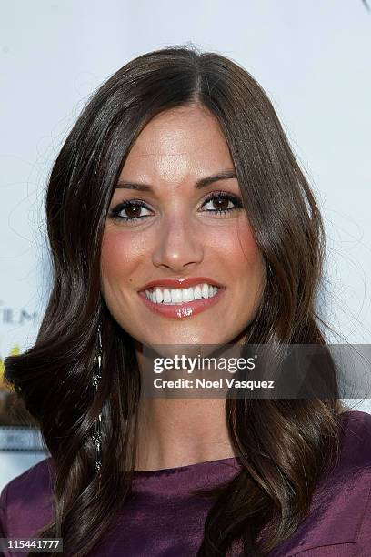 Kristin Adams Photos and Premium High Res Pictures - Getty Images