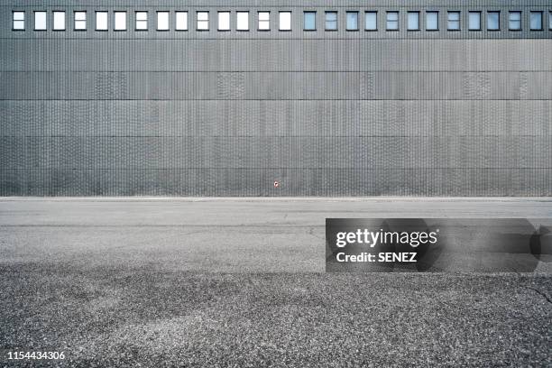 empty parking lot - empty carpark stock pictures, royalty-free photos & images