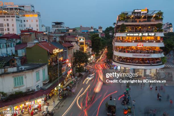 aerial view of dong kinh nghia thuc square at night, hanoi, vietnam. - hanoi night stockfoto's en -beelden