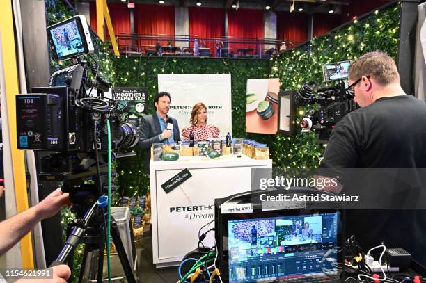 Petert Roth Qvc Qvc Beauty Photos and Premium High Res Pictures - Getty Images