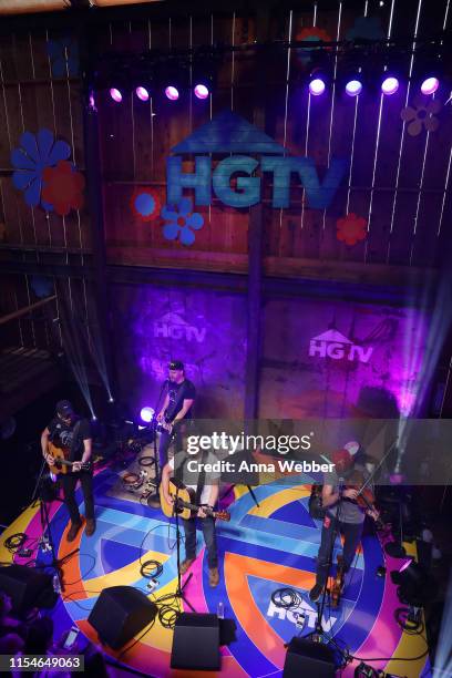 Dierks Bentley performs onstage in the HGTV Lodge at CMA Music Fest on June 08, 2019 in Nashville, Tennessee.