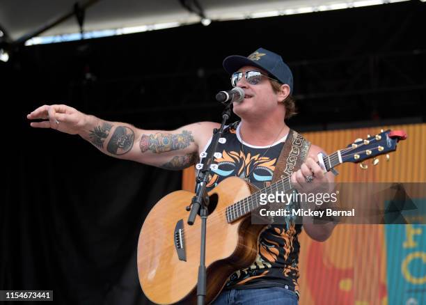 Jerrod Niemann performs during 2019 CMA Music Festival - Day 3 on June 08, 2019 in Nashville, Tennessee.