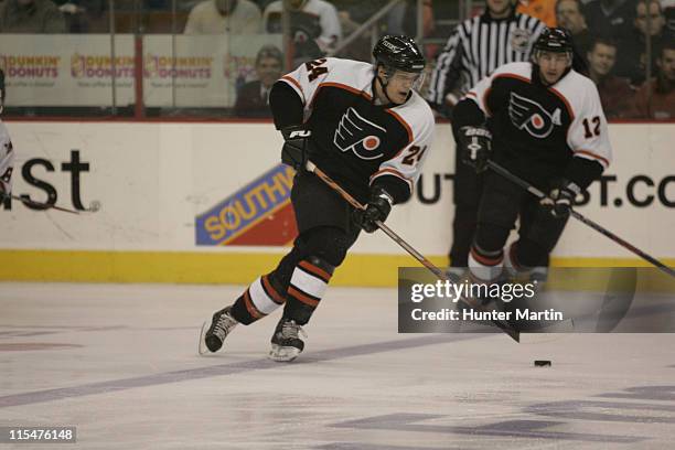 Philadelphia right wing Sami Kapanen during the NHL game between the Carolina Hurricanes and the Philadelphia Flyers at the Wachovia Center in...