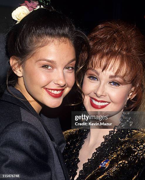 Ashley Judd and Naomi Judd during APLA 6th Commitment to Life Concert Benefit at Universal Amphitheater in Universal City, California, United States.