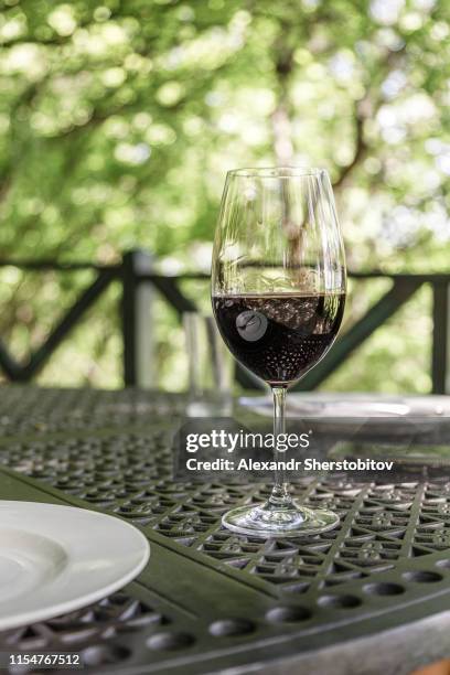 close u view of glass of red wine - caucasus stock pictures, royalty-free photos & images