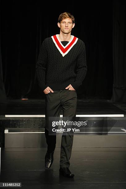 Andreza Rogenski 58 Rj Rogenski Photos & High Res Pictures - Getty Images