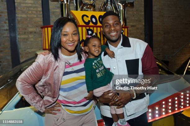 Kel Mitchell, wife Asia Lee, and daughter Wisdom attend Nickelodeon's screening of "All That" and "Good Burger" at the Chop Shop on June 09, 2019 in...