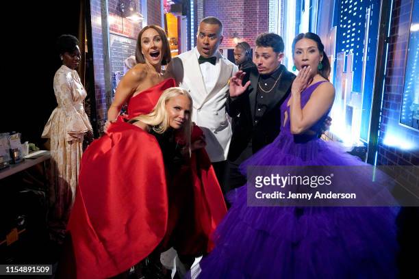 Kristin Chenoweth, Laura Benanti, Christopher Jackson, Anthony Ramos and Lucy Liu pose backstage during the 73rd Annual Tony Awards at Radio City...