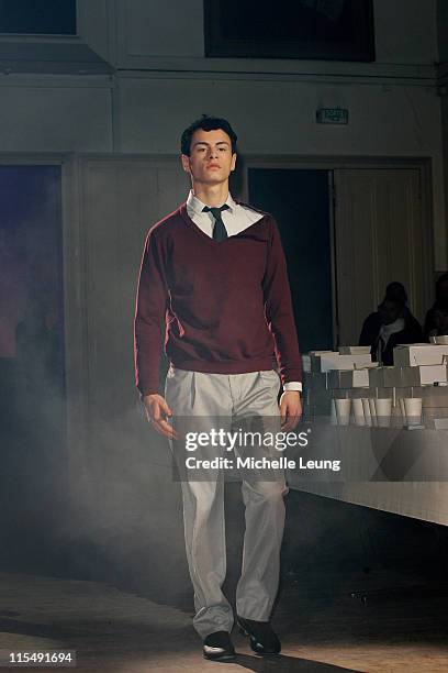 Model wearing Stephan Schneider Fall/Winter 2007 during Paris Menswear Fashion Week Fall/Winter 2007 - Stephan Schneider - Runway at Societe...