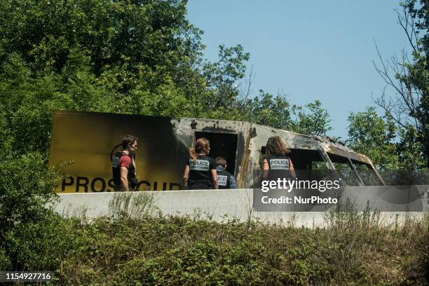 An armored cash transport van was attacked near Lyon's Saint Exupéry airport on the A43 motorway in Saint Bonnet de Mure, between Lyon and Grenoble,...