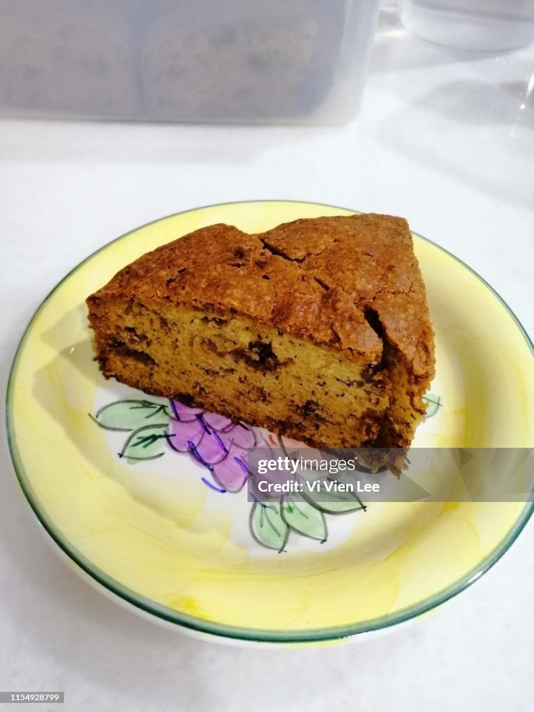 Banana chocolate cake slices