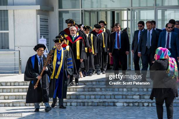 Adullah Robe Graduation Red Robes Photos and Premium High Res Pictures - Getty Images