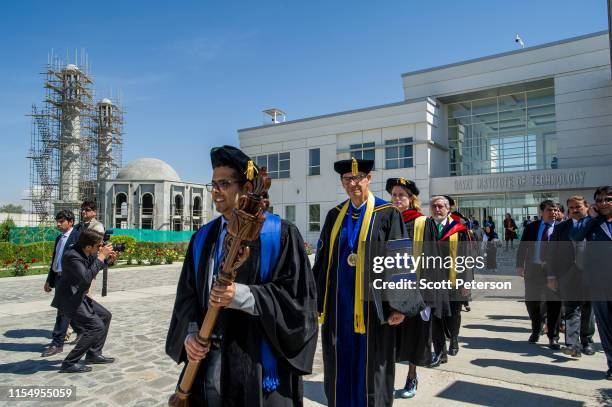 Adullah Robe Graduation Red Robes Photos and Premium High Res Pictures - Getty Images