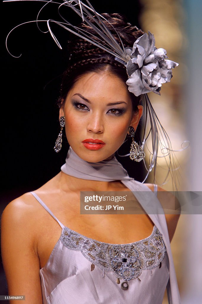 Mercedes-Benz Spring 2007 L.A. Fashion Week at Smashbox Studios - Sue Wong - Runway