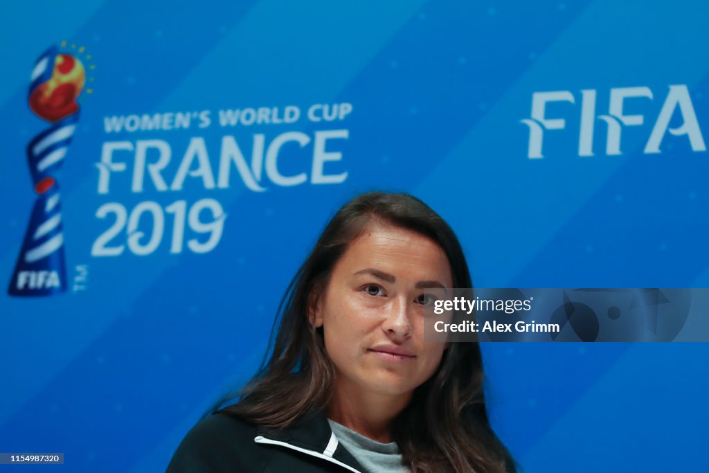 New Zealand & Netherlands Training Sessions - 2019 FIFA Women's World Cup France