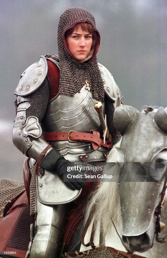 Leelee Sobieski Joan Of Arc leelee-sobieski-joan-of-arc