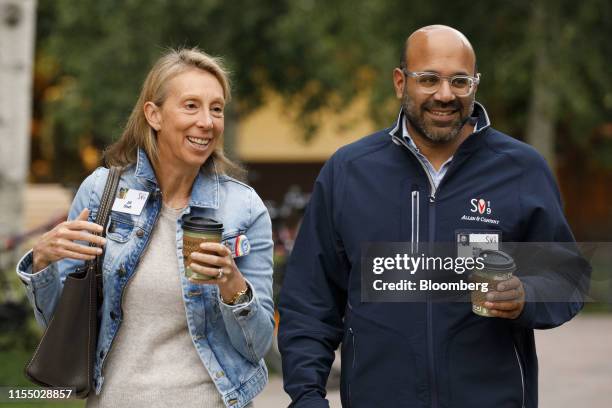 Wayfair Ceo 49 Niraj Shah Stock Photos, High-Res Pictures, and Images - Getty Images