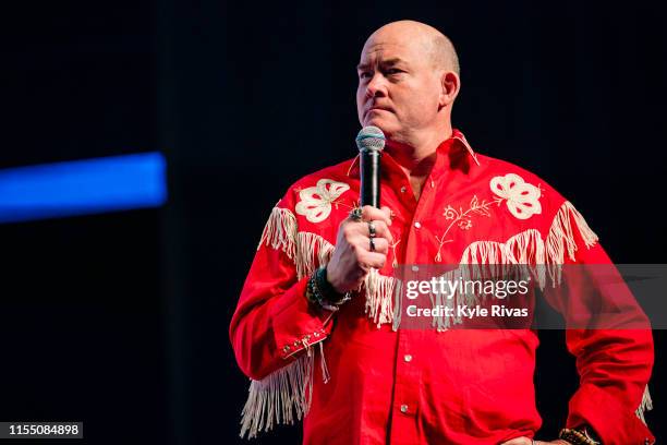 David Koechner participates in the Celebrity Auction at the Sprint Center during the Big Slick Celebrity Weekend benefiting Children's Mercy Hospital...