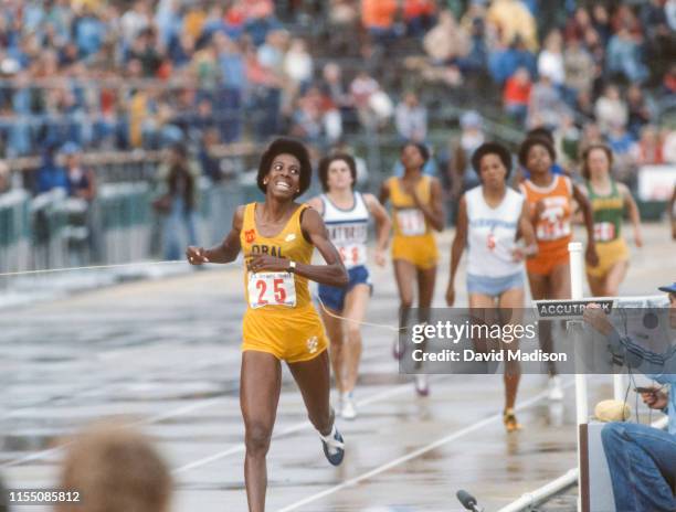 Madeline Manning Mims of the USA wins the final of the Women's 800 meter race of the 1980 USA Track and Field Olympic Trials on June 28, 1980 at the...