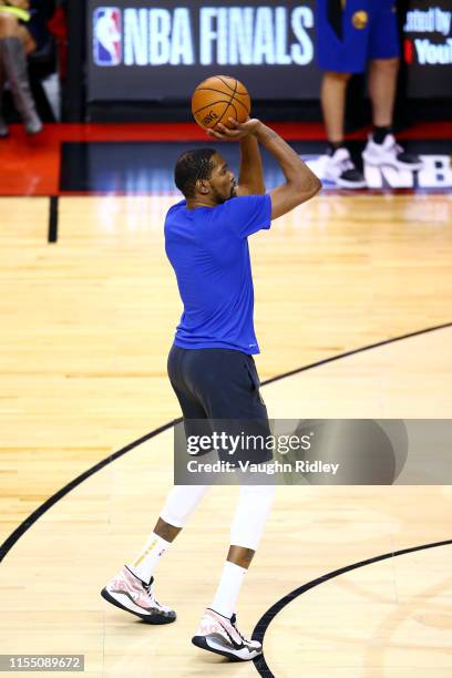 Kevin Durant of the Golden State Warriors warms up prior to Game Five of the 2019 NBA Finals against the Toronto Raptors at Scotiabank Arena on June...