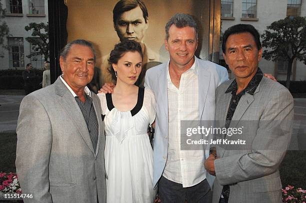 August Schellenberg, Anna Paquin, Aidan Quinn and Wes Studi