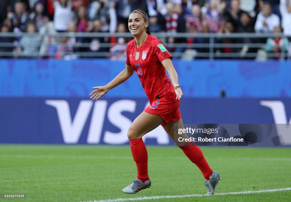 USA v Thailand: Group F - 2019 FIFA Women's World Cup France