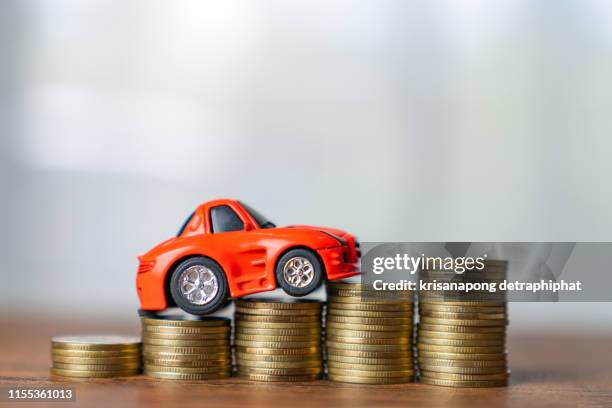 save money to buy a car,car loan,money, - autokredit stock-fotos und bilder