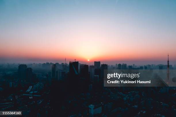 central tokyo at dawn - sunrise dawn ストックフォトと画像