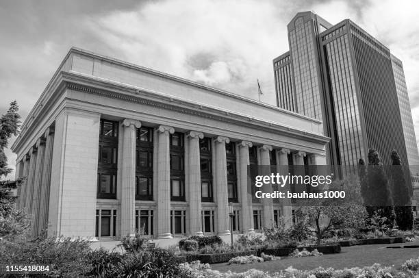 edificio de administración de la iglesia de salt lake en la manzana del templo de la iglesia de los santos de los últimos días en salt lake city, utah - conference center (lds church) fotografías e imágenes de stock