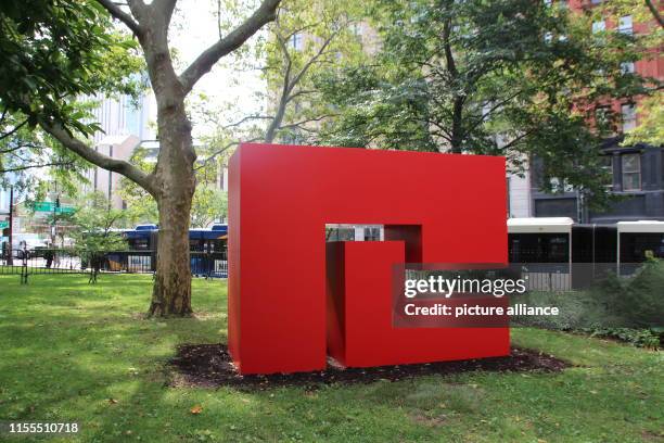 July 2019, US, New York: In a New York park, a large sculpture exhibition by the 104-year-old artist Carmen Herrera is on view for the first time in...