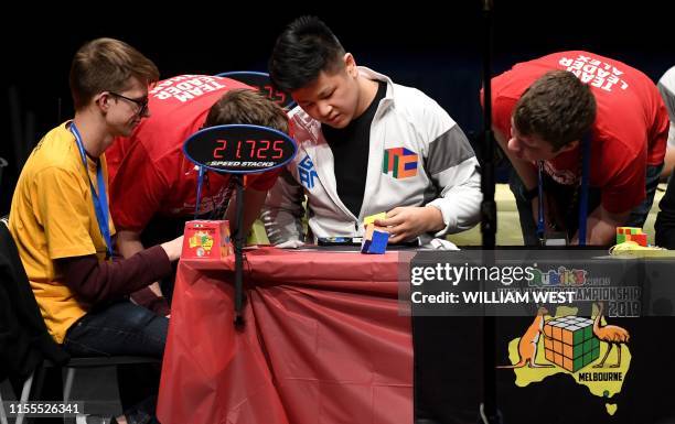 Alex Botz Cube World Championships Photos and Premium High Res Pictures - Getty ...