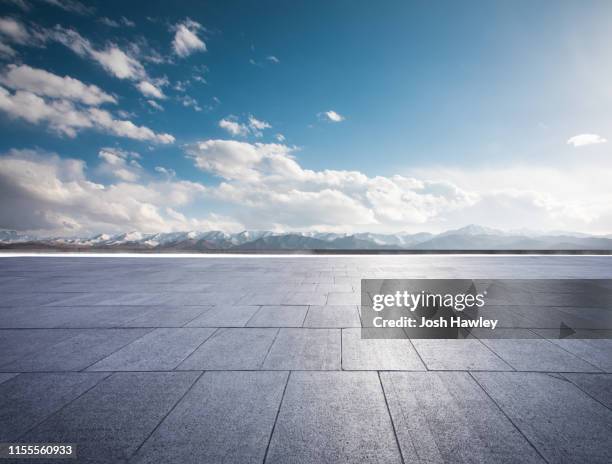 empty  parking  lot - empty road mountains stock pictures, royalty-free photos & images