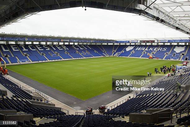 General view of the new Leicester City ground the Walkers Stadium in Leicester, Great Britain on July 23, 2002.